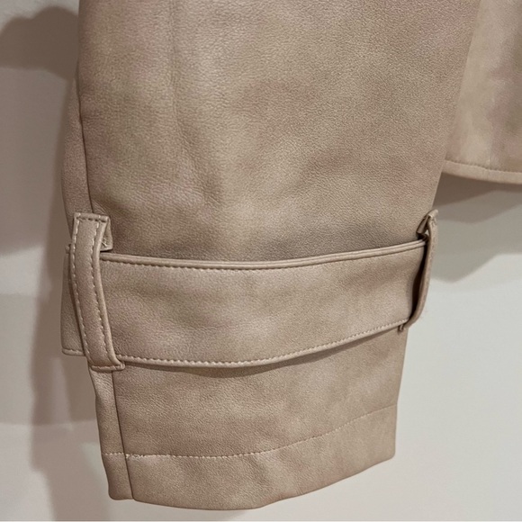 Bagatelle Collection NWT Cropped Faux-Ever Leather Jacket Beige, L - Picture 7 of 16